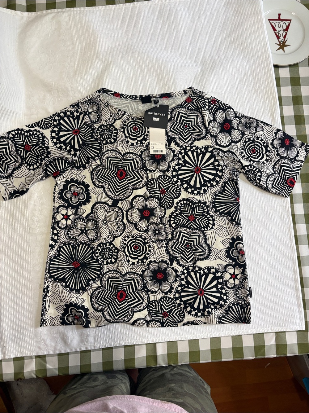 NWT MARIMEKKO T SHIRT